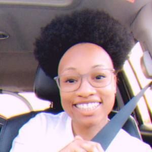 Meet your Posher, Kori